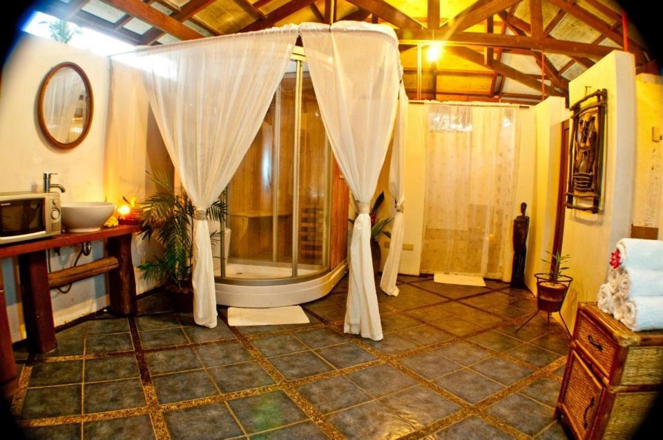 Crystal Paradise Resort Spa & Winery Нарра Экстерьер фото